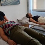 O SINCONED proporcionou às trabalhadoras dos Shopping Iguatemi e Shopping Galeria os tratamentos de massagem facial e reflexologia